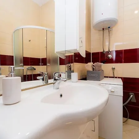 Beautiful 1bdr In Center Apartment Sarajevo
