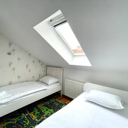 Engadin Beautiful 2bdr Apartamento